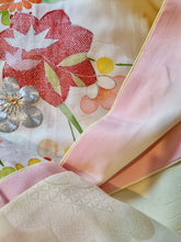 Cargar imagen en el visor de la galería, Kimono Silk 1
